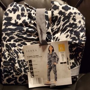 Serra Women's Flannel Pajama Set - Black and White